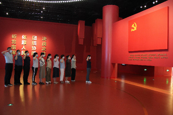 085422-814935.jpg 180910-798368.jpg