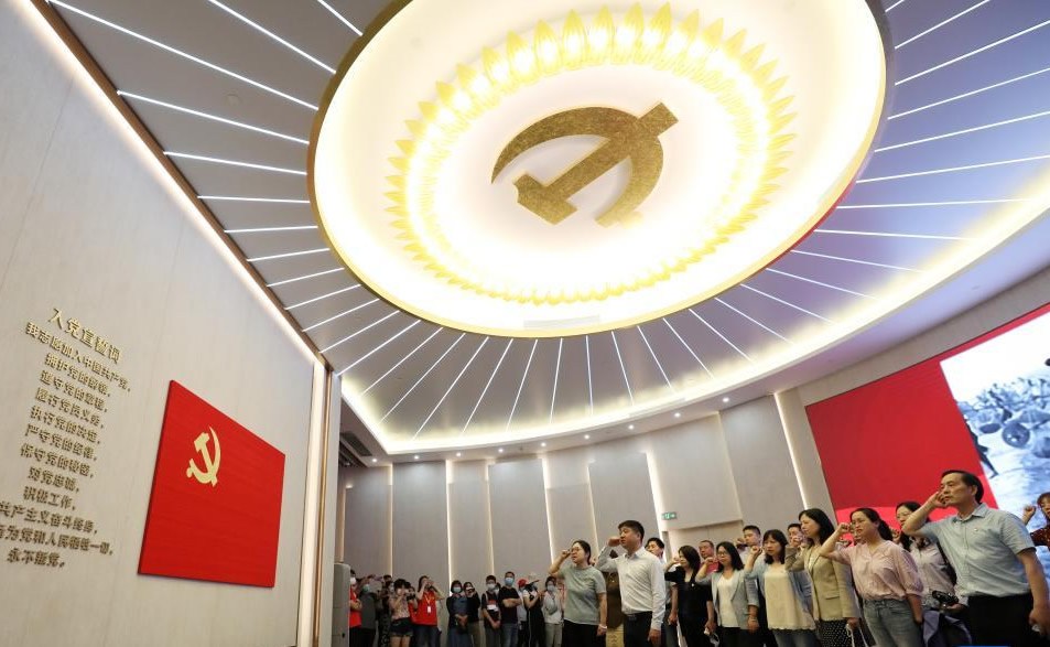 082154-130029.jpg 082154-130029.jpg