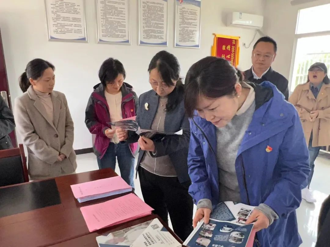 232843-140176.jpg 232843-140176.jpg