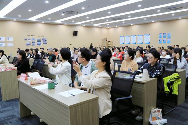 臺下0_愛奇藝.jpg