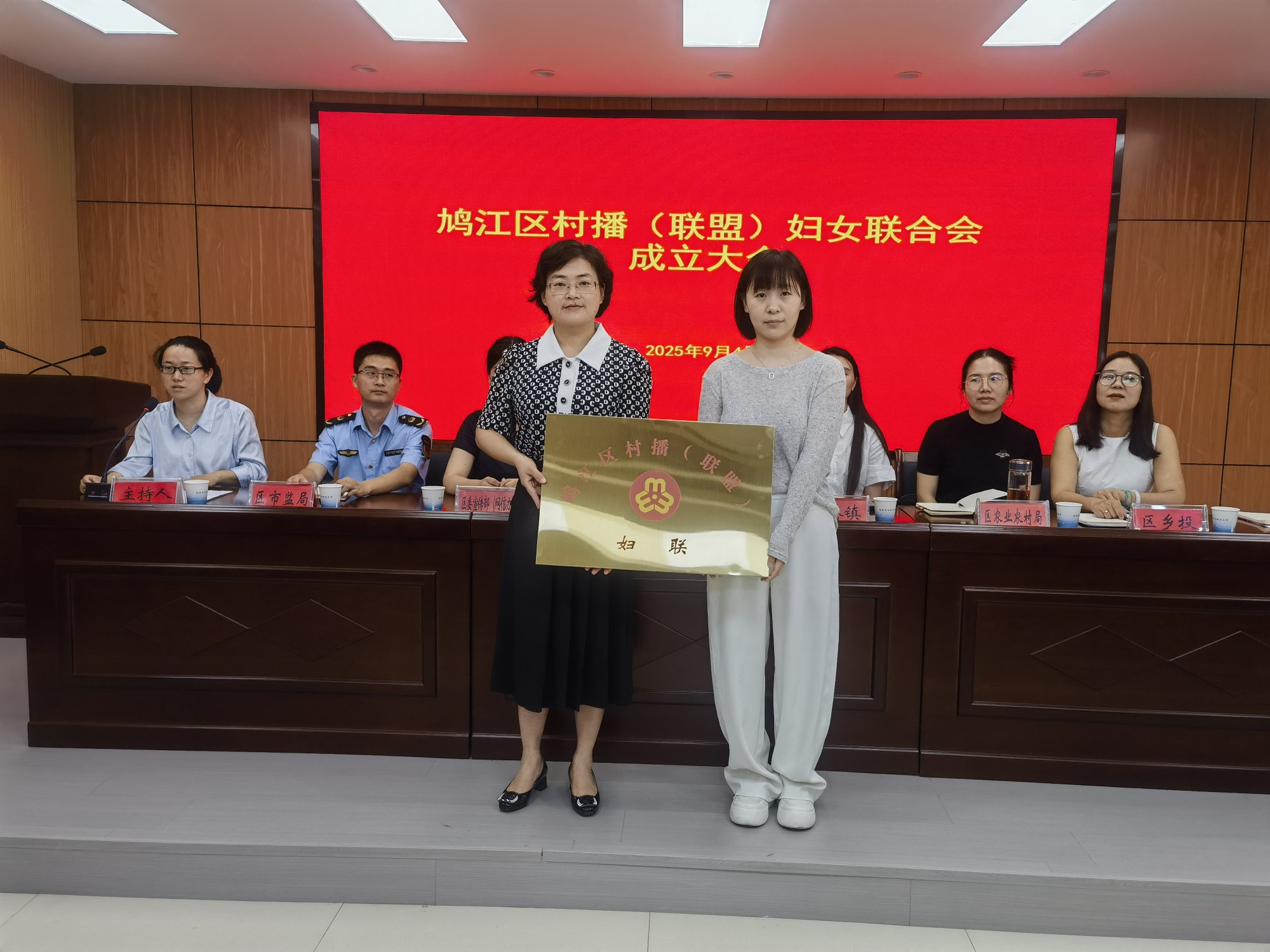 101159-811250.jpg 101159-811250.jpg