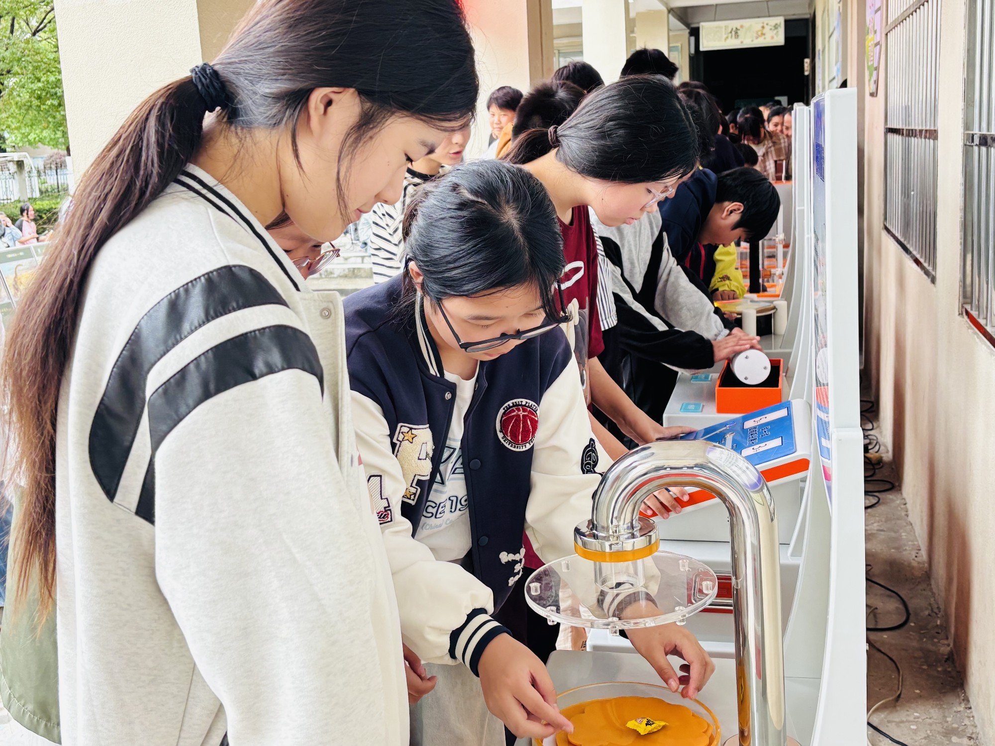 111532-727438.jpg 111532-727438.jpg