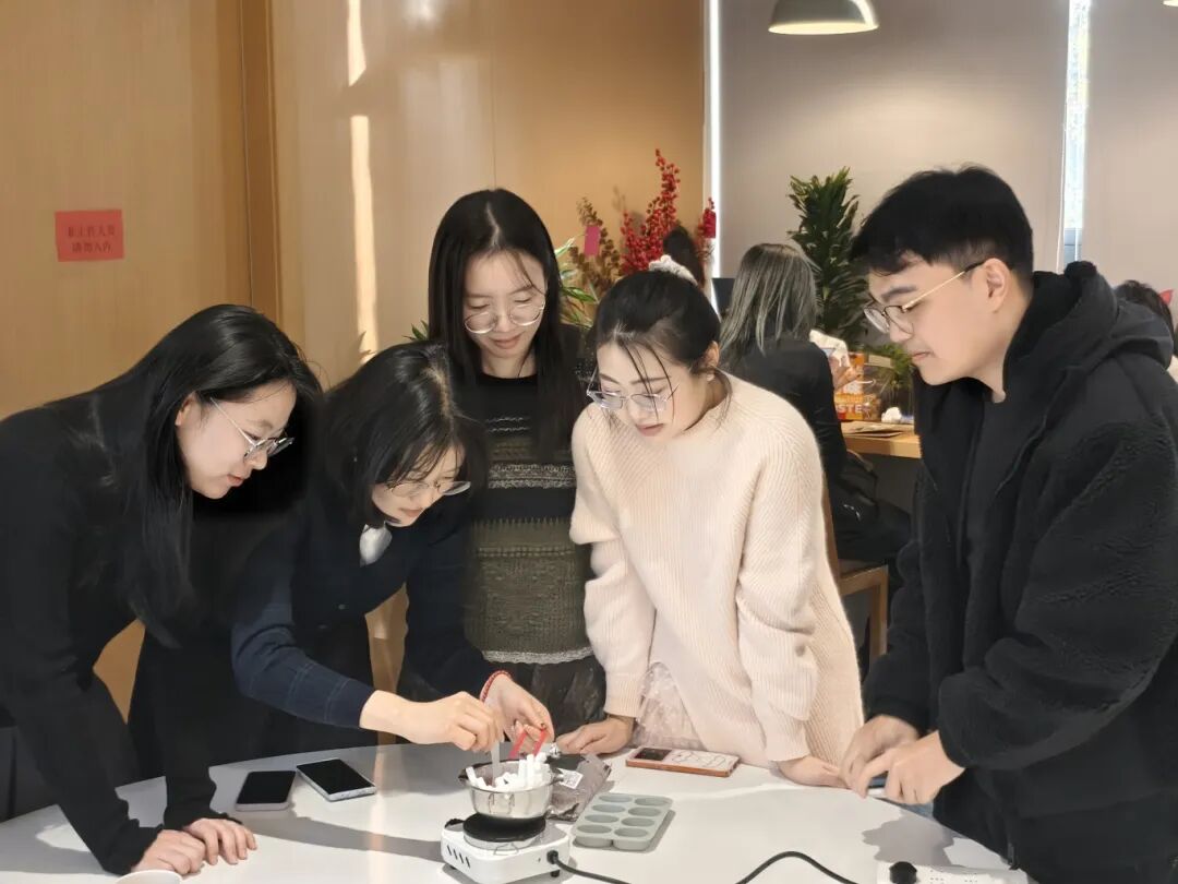 111159-198555.jpg 111159-198555.jpg